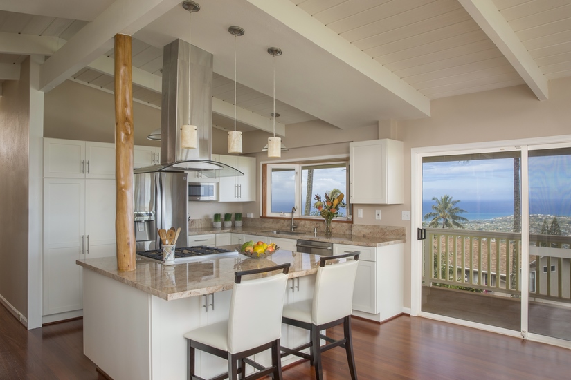 Hawaii Kai home gets a modern update by Homeowners Design Center. Click on the photo to learn more about Homeowners Design Center