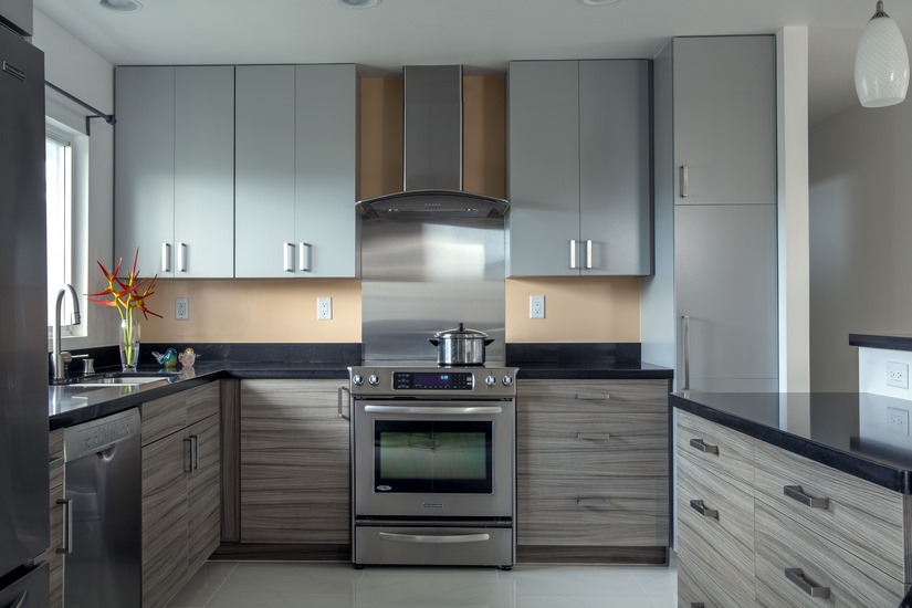 Kitchen remodel by Homeowners Design Center