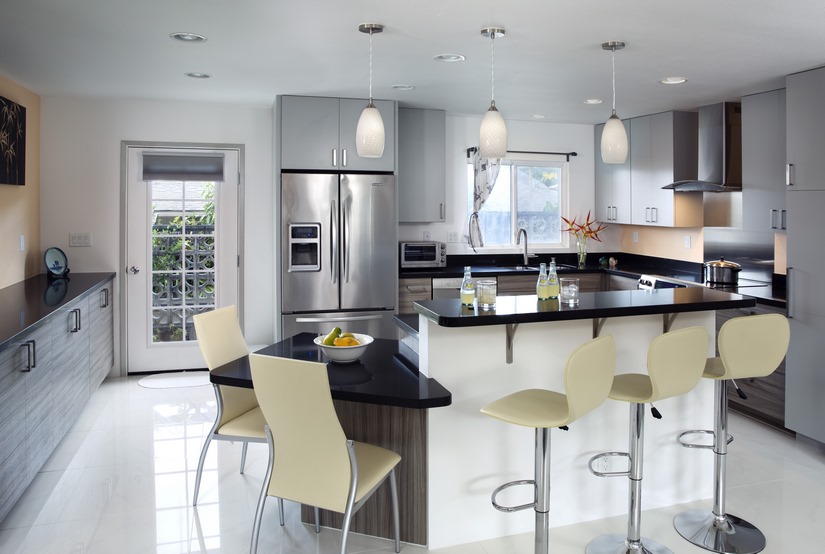 Kitchen remodel by Homeowners Design Center