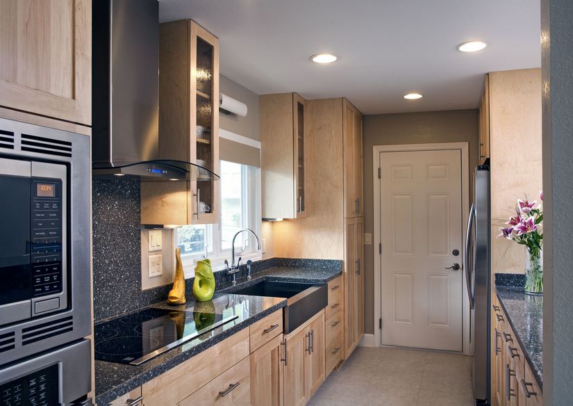 “After” photo combining both the kitchen & dining spaces into one room.