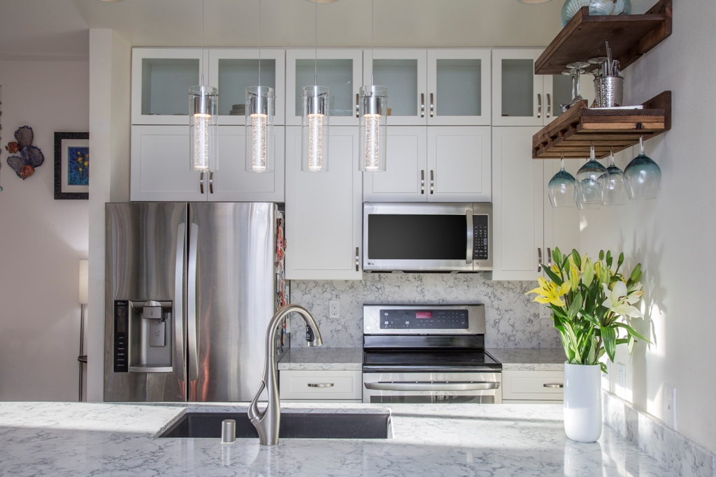 hawaii home appliances cabinets countertops flooring granite kitchen kitchen remodel kitchen remodeler lighting quartz remodel renovation stone 