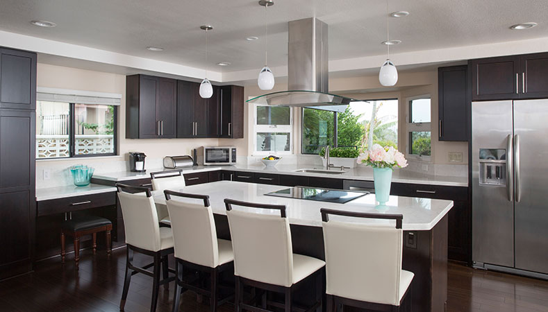 Hawaii Remodeler - Video: Kitchen remodel channels its past into the present by Homeowners Design Center
