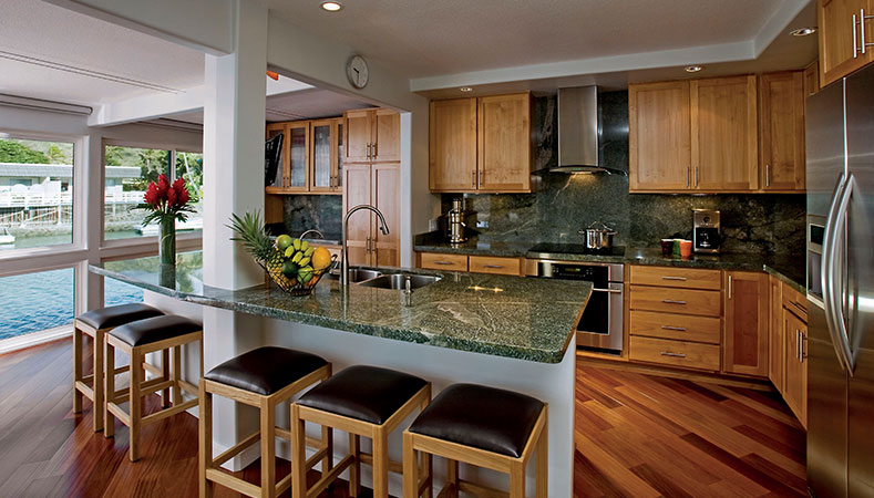 Hawaii Remodeler - Video: A kitchen meets the water featuring Homeowners Design Center